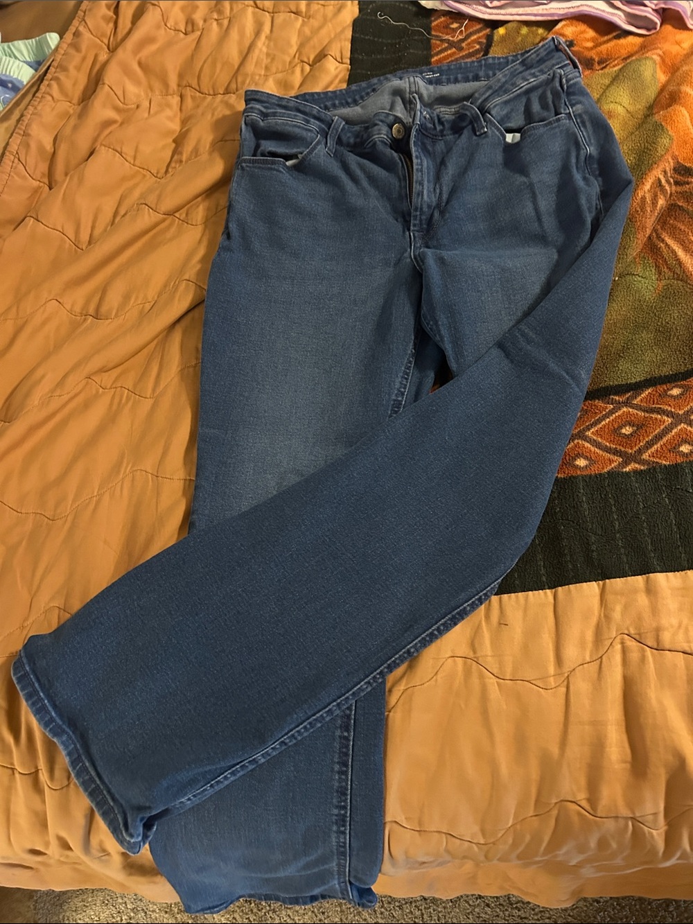 Old Navy Straight-Leg Jeans in Blue Denim